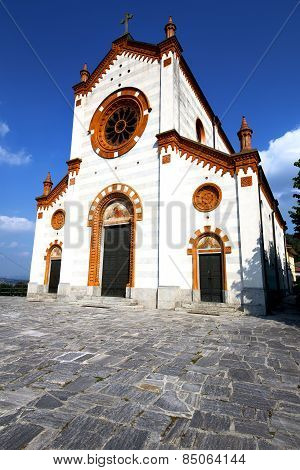 Church    The Mercallo  Old   Closed   Tower Sidewalk Italy  Lombardy