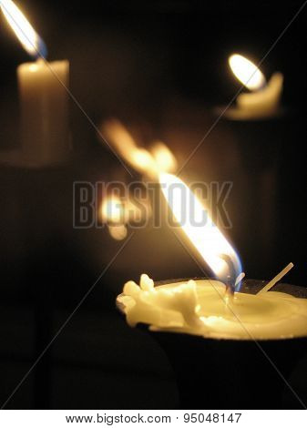 Cascading candles