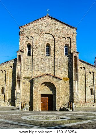 Hdr San Pietro Basilica In Acqui Terme