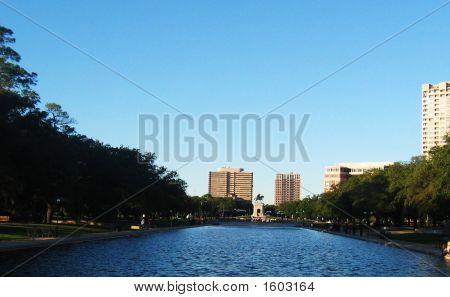 市
