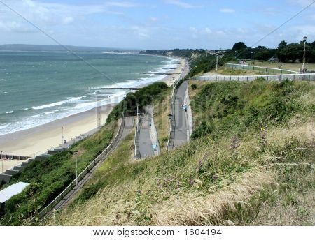Playa de Bournemouth desde un acantilado