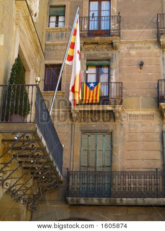 Catalanske Flag på balkon