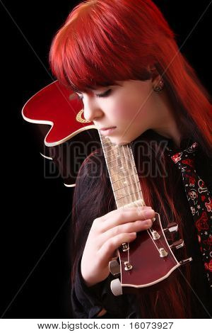 Pige med guitar