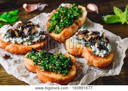 Four Portion of Bruschetta with Two Kind of Sauce.