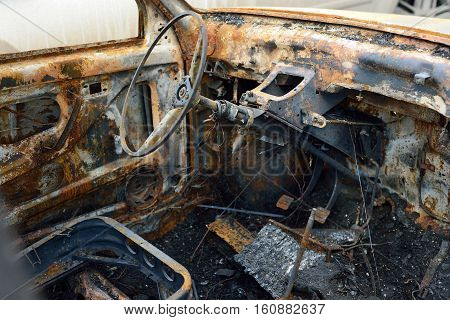Salon of the burnt car concept riots