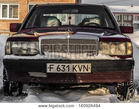 Ust-Kamenogorsk Kazakhstan December 8 2016 Mercedes-Benz W201 190E on a parking