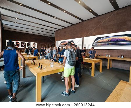 Strasbourg, France - Sep 21, 2018: Wide View Of Apple Store With Customers People Buying Admiring Th