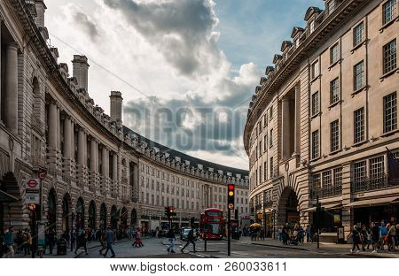 London, Uk - September 15, 2018: View Of The Curve Of Regent Street, Near Piccadilly Circus. Regent 