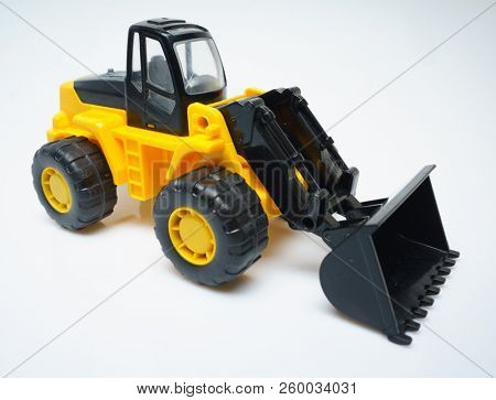Toy Industrial Vehicle, Plastic Wheel Loader Excavator for Earth Moving Works at Construction Site, Miniature Earth Mover,  Frontend Loader with a Big Scoop, Heavy-Duty Bulldozer, Toy Loader Digger