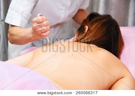 Beauty injections in the salon. The procedure for skin tightening and rejuvenation.