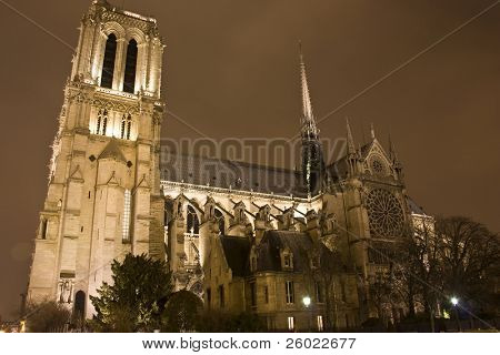 Notre Dame om natten