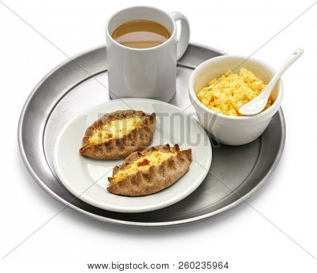 karjalanpiirakka ja munavoi, karelian pie and egg butter, finnish food, finland breakfast