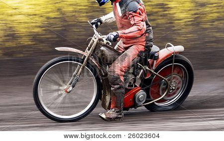 Motosiklet otomobil yarışçısı binici
