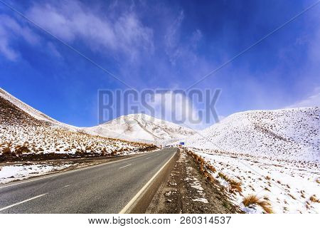 Snow In Lindis Pass, A Spectacular Alpine Pass On The Road From Christchurch To Queenstown.