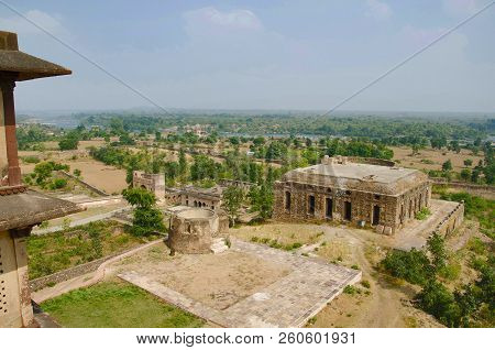 Ruins. Orchha Fort Complex. Which Houses A Large Number Of Ancient Monuments. Built By The Bundela R