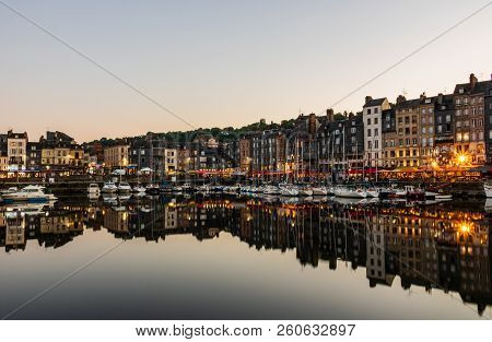 Honfleur, France - 2018.
Scenic View Of The Honfleur Harbour In Normandy, France.
Color Houses And T