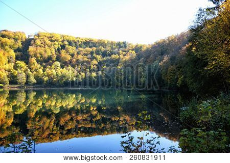 Gemunder Maar Volcanic Lakegemunder Maar Volcanic Crater Lake In Germany