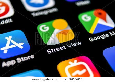 Sankt-petersburg, Russia, September 30, 2018: Google Street View Application Icon On Apple Iphone X 