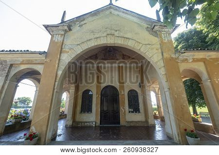 Sanctuary Of Madonna Del Viri Veri, Near Ronsecco, Vercelli, Piedmont, Italy: Exterior Of The Church