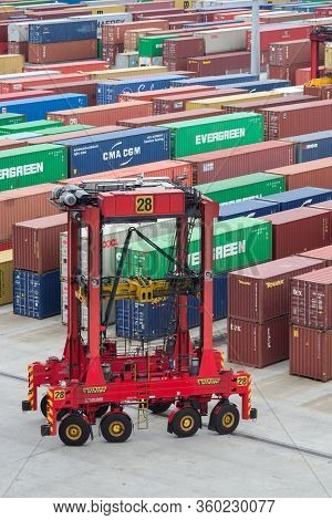 Sydney, Australia - November 29: Container Terminal In Port Of Sydney On November 29, 2018 In Sydney