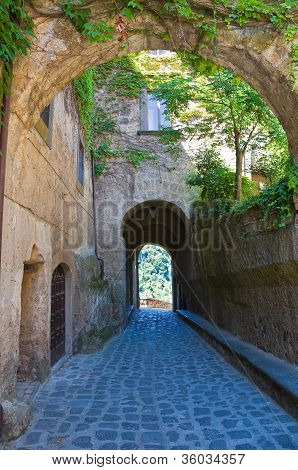 ปราบของ Civita di Bagnoregio ขาว อิตาลี