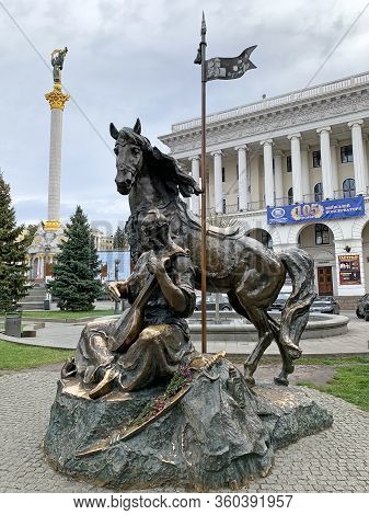 Kiev, Ukraine - September 30, 2019: Monument To Cossack Mamay Generalized Image Of The Ukrainian Peo