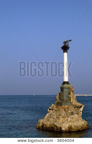 Das Denkmal gesunkener Schiffe