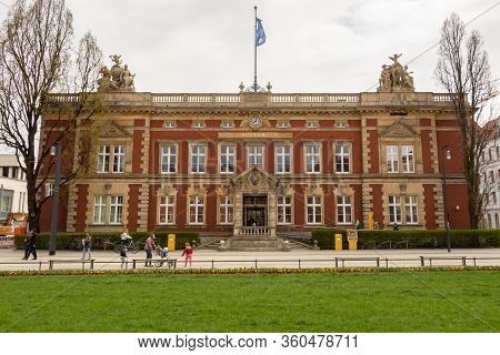 Gerlitz, Germany - April, 2019: The Building Of The City Post Office, A Monument Of Historic Archite