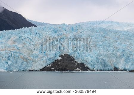 Aialik Glacier On Aialik Bay In Kenai Fjords National Park In Sep. 2019 Near Seward, Alaska Ak, Usa.
