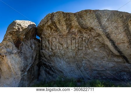 The City Of Rocks In Idaho Marked The Halfway Point Of The California Trail And Today Offers Rock Cl