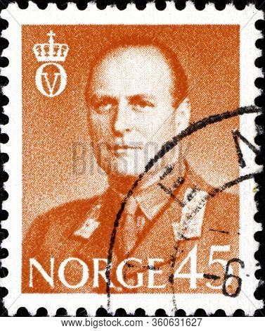 02 11 2020 Divnoe Stavropol Territory Russia The Postage Stamp Norway 1958 King Olav V Portrait