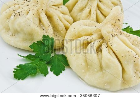 Hinkali con carne
