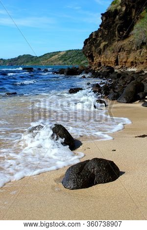 Beautiful Day At The Beach: Wonderful Beach Scenery On Fiji