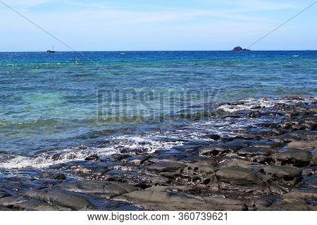 Beautiful Day At The Beach: Wonderful Beach Scenery On Fiji