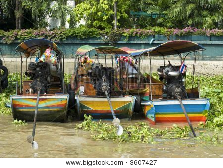Tre Longtail Riverboats a Bangkok