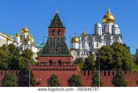 Cityscape Of  Kremlin Towers And Ancient Churcs Of Moscow,russia.