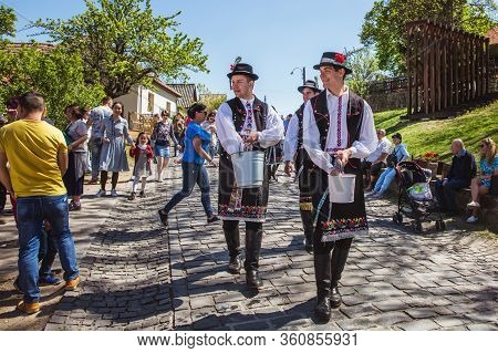 Holloko, Hungary - April 12, 2019: Easter Festival In The Folklore Village Of Holloko In Hungary. Gu