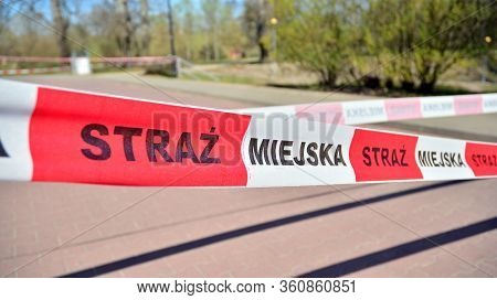 White Ribbon With The Municipal Police / Straz Miejska