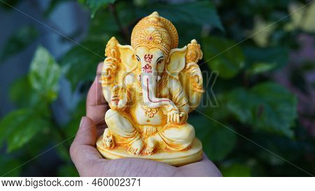 Eco Friendly Ganesh Or Ganpati Idol Or Murti, Home Made. Selective Focus. Ganesha Chaturthi Festival