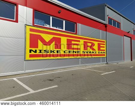 Mere Discounter Chain Stores, Ruma, Serbia, April 15, 2022. Inscription - Low Prices Every Day. Faca