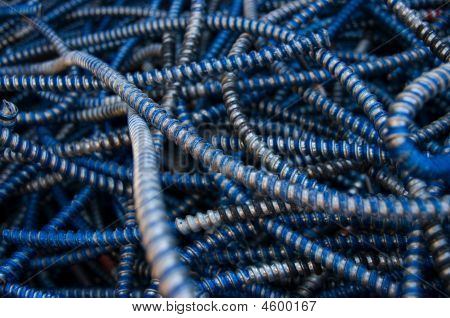 Riciclaggio cavo elettrico blu