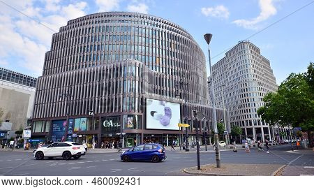 Berlin, Germany. 16 August 2022. A Bustling City, A Street Of A Great Metropolis.the Luxury Shopping
