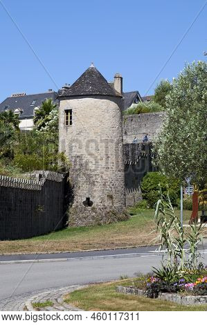 The Ramparts Of Quimper And The Névet Tower Seen From Place Alexandre Massé.