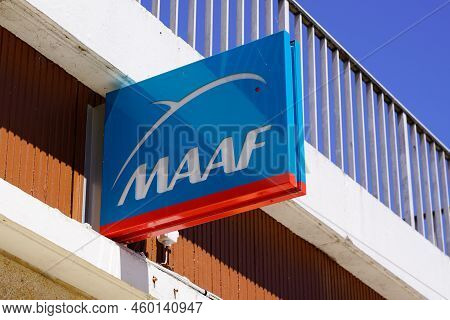 Bordeaux , Aquitaine  France - 08 15 2022 : Maaf Sign Brand And Text Logo Wall Facade Of Agency Insu
