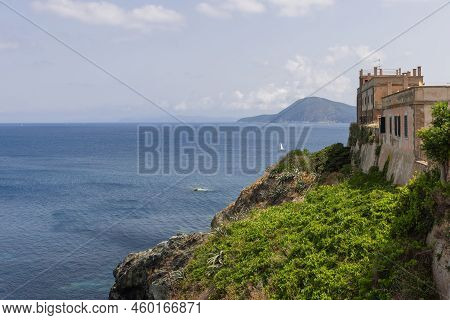 For His Abdication, Napoleon Took Up Residence In The Mulini Villa At The Top Of Portoferraio Facing