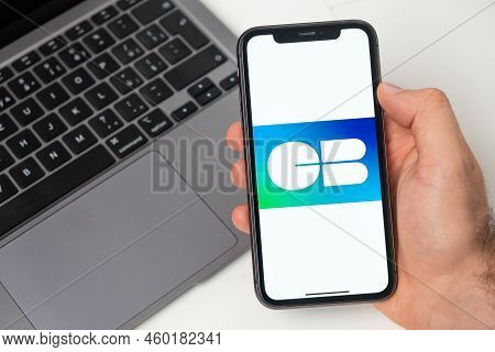 Cartes Bancaires Crypto Wallet Logo On The Screen Of Mobile Phone And Notebook On The Background, No