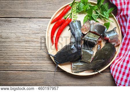 Fresh Raw Catfish Menu Freshwater Fish, Catfish Fillet On Wooden Plate, Catfish For Cooking Food, Fi