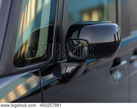 Novosibirsk, Russia -   August 03, 2022:   Honda N-box,   Side  Mirror,  Bumper And Hood