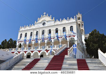 Madonna Tinos saarella Kreikassa