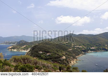 Samson's Beach (spiaggia Di Sansone) - A Picture-postcard Swathe Of Tiny White Pebbles And Shingle, 